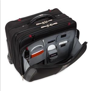 Swiss Wenger Patriot Wheeled Business Case with Removal Laptop Case - Black